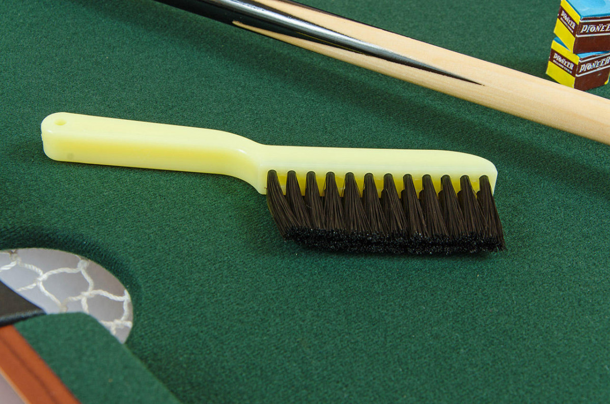 Как отмыть бильярдный стол